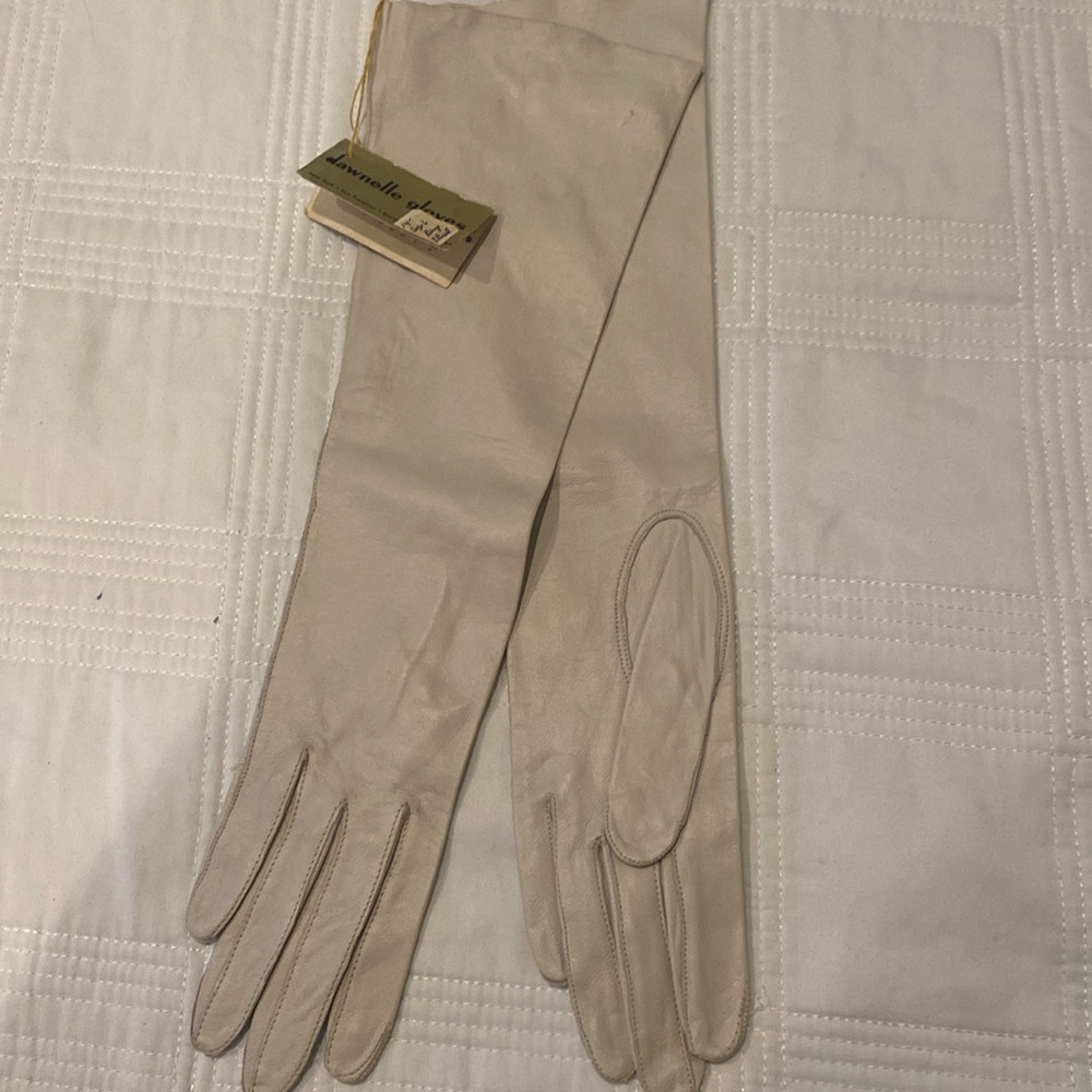 Dawnelle' black genuine cream leather gloves ladies size 6 mid-arm lengt…